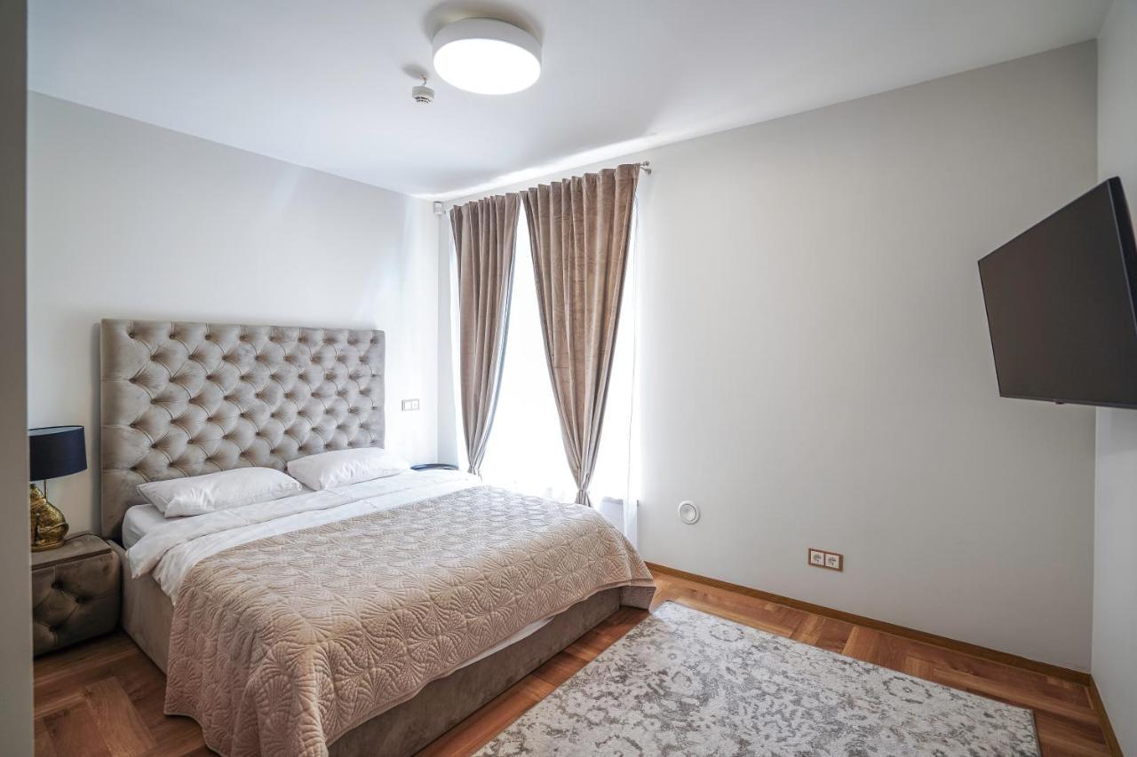 Exclusive Oldnew Apartments In City Center Panevezys Exterior photo